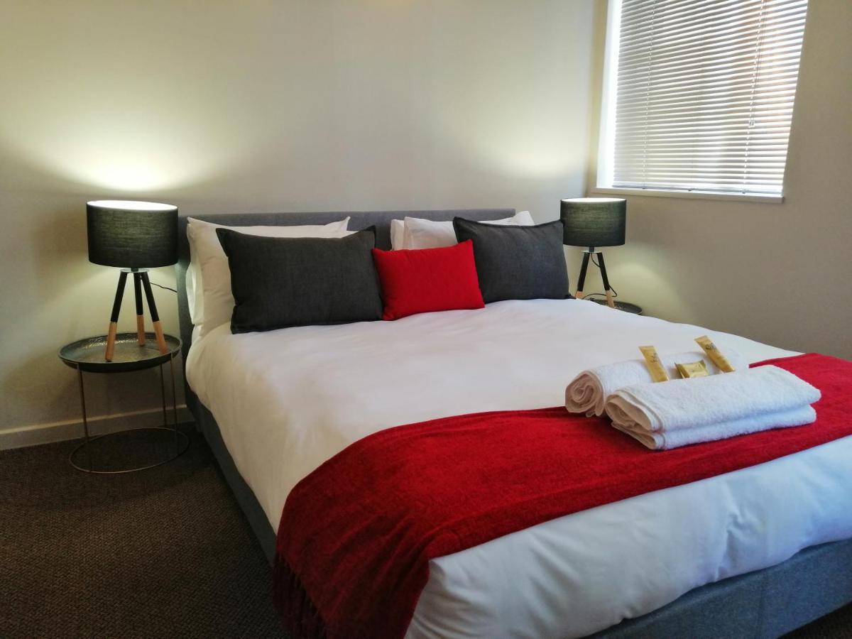 Mapungubwe Hotel Apartments Marshalltown โจฮันเนสเบิร์ก ภายนอก รูปภาพ